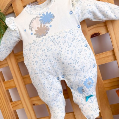 Macacão Malha Trape Zape - Flores com Paetê - Off White e Azul Claro